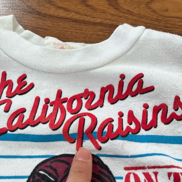 Vintage Kids White California Raisins Sweatshirt - Picture 6 of 8
